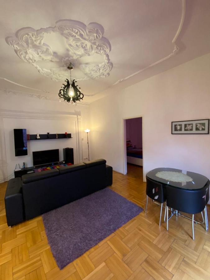 Promenade Guesthouse Near The Danube Budapeste Exterior foto