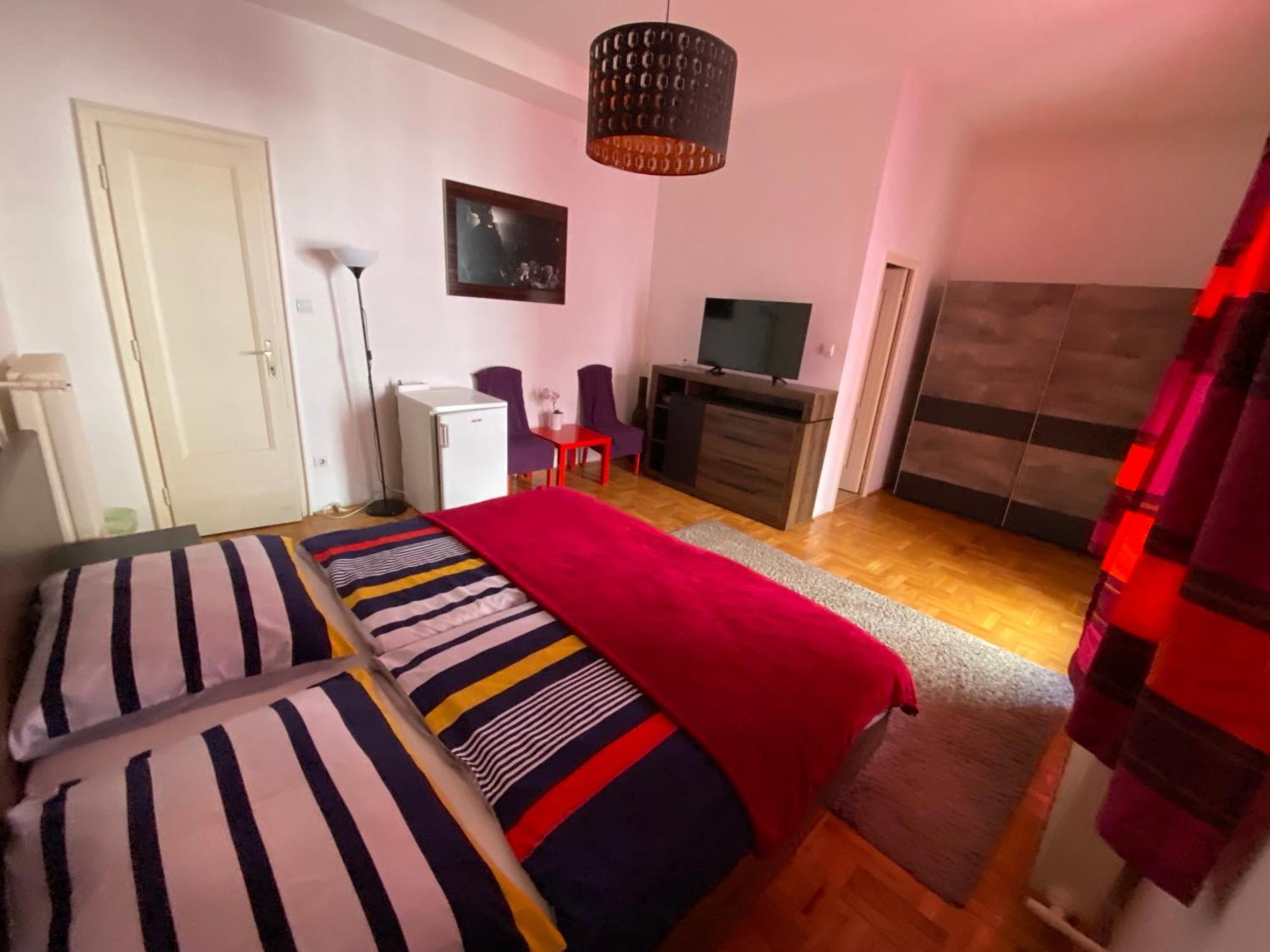Promenade Guesthouse Near The Danube Budapeste Exterior foto