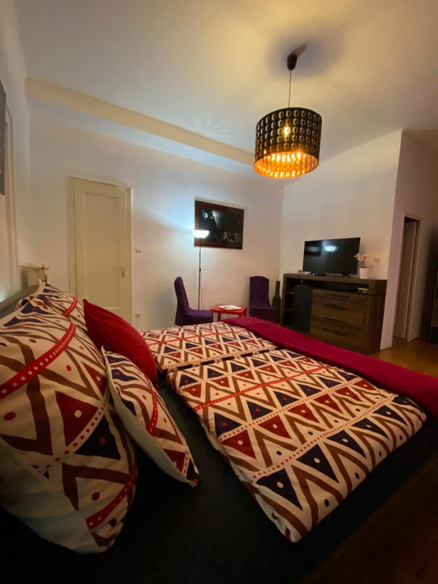 Promenade Guesthouse Near The Danube Budapeste Exterior foto